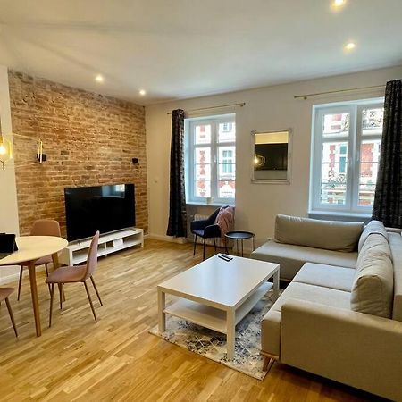 Luxury Apartment In Gliwice Near Town Square المظهر الخارجي الصورة